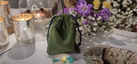 how to make a mojo bag|How to Make Your Own Mojo Bags – Nui Cobalt Designs.